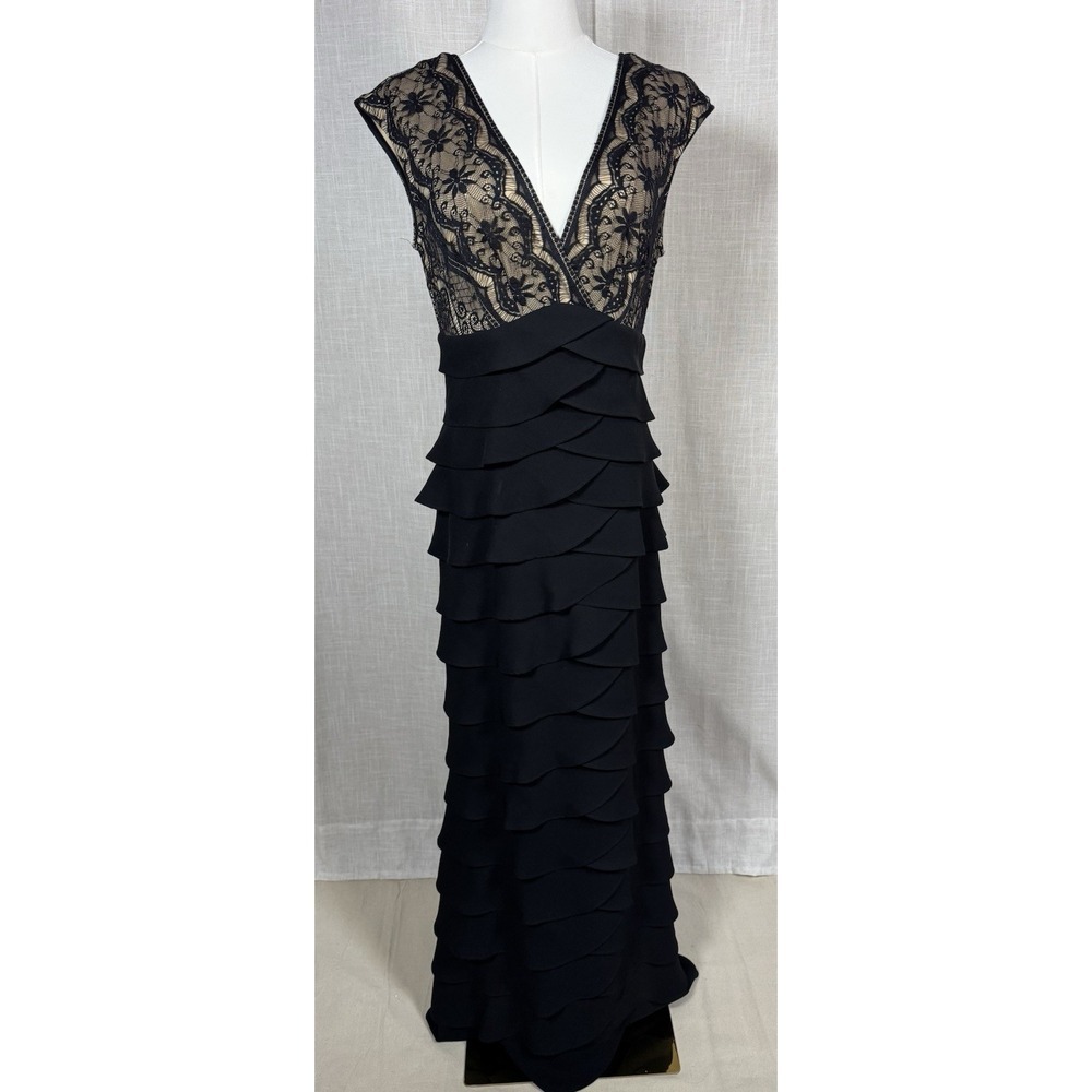 Jessica Howard Women's‎ Black Lace V-Neck Tiered Ruffle Maxi Gown Dress Size 10